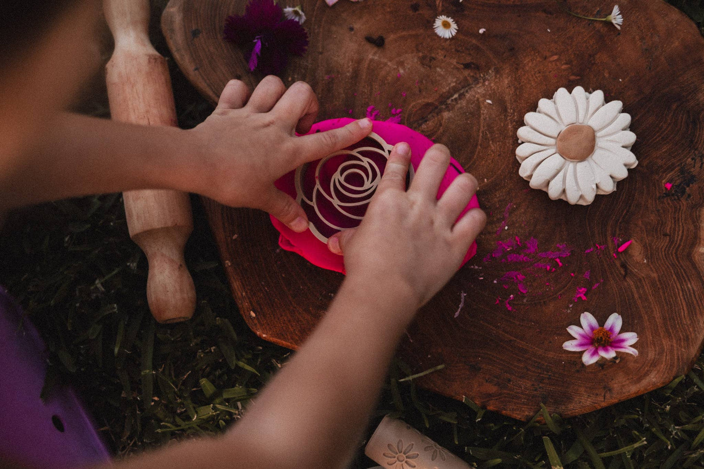 Mixed Flower Cutter Set - Eco Playdough Tool